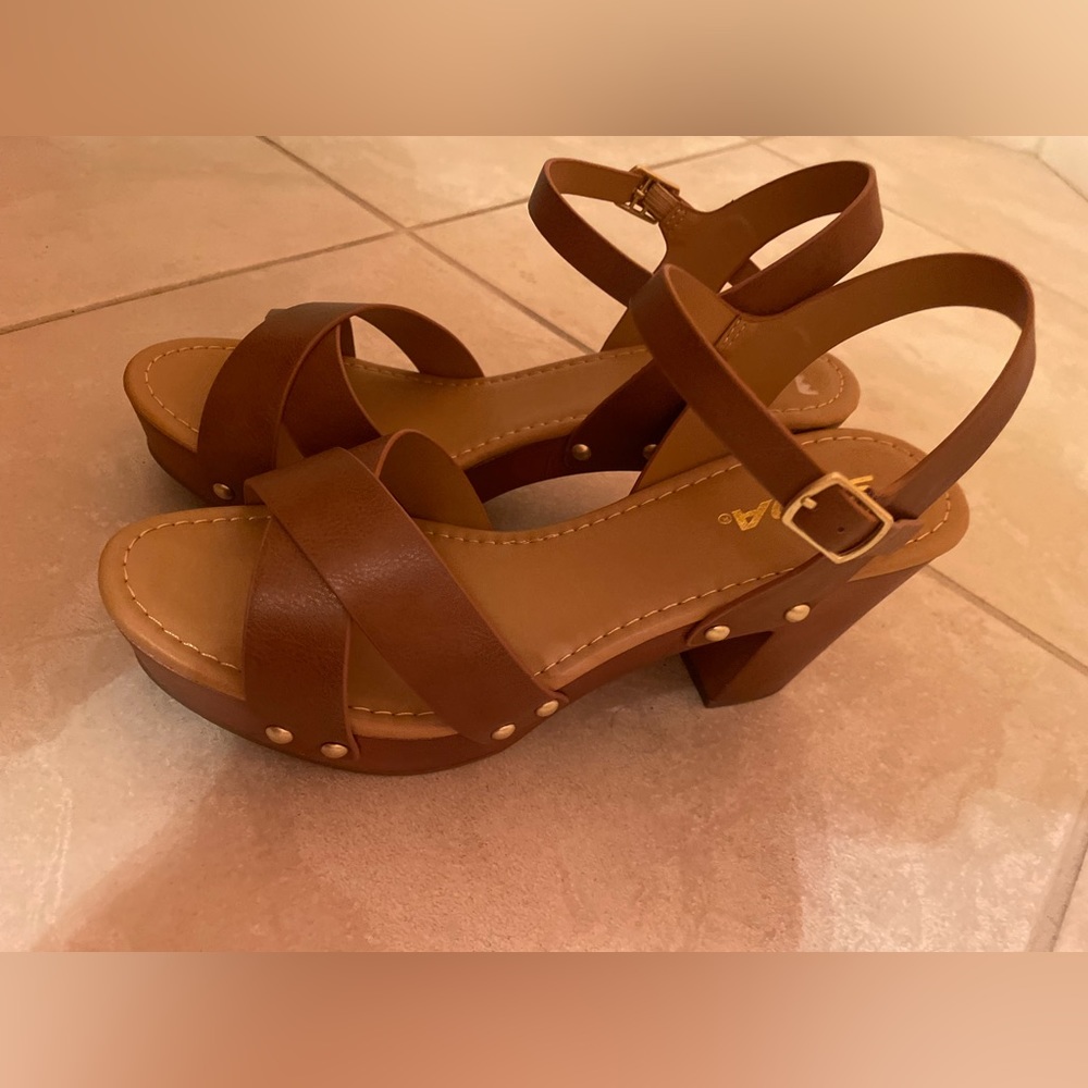 SODA block heel sandals